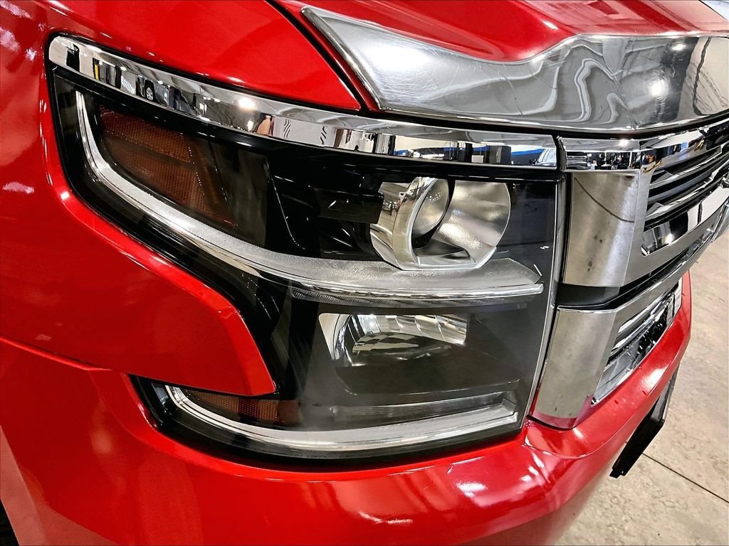 Used 2020 Chevrolet Tahoe Premier AWD/4WD image 34