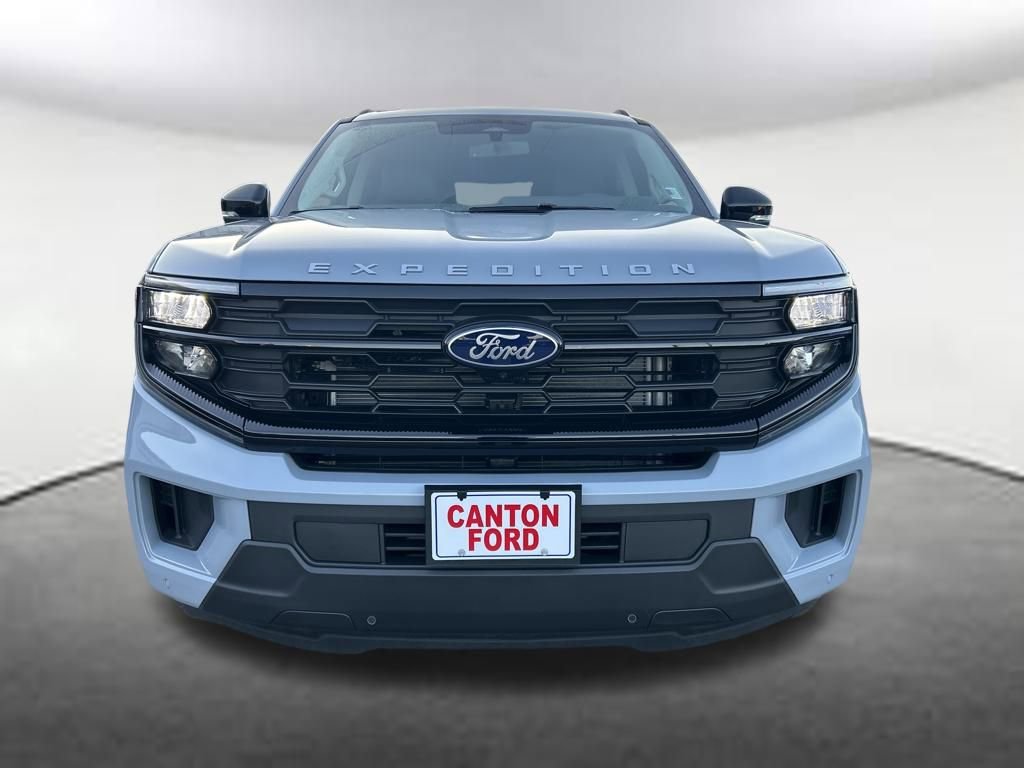 New 2025 Ford Expedition Active image 8