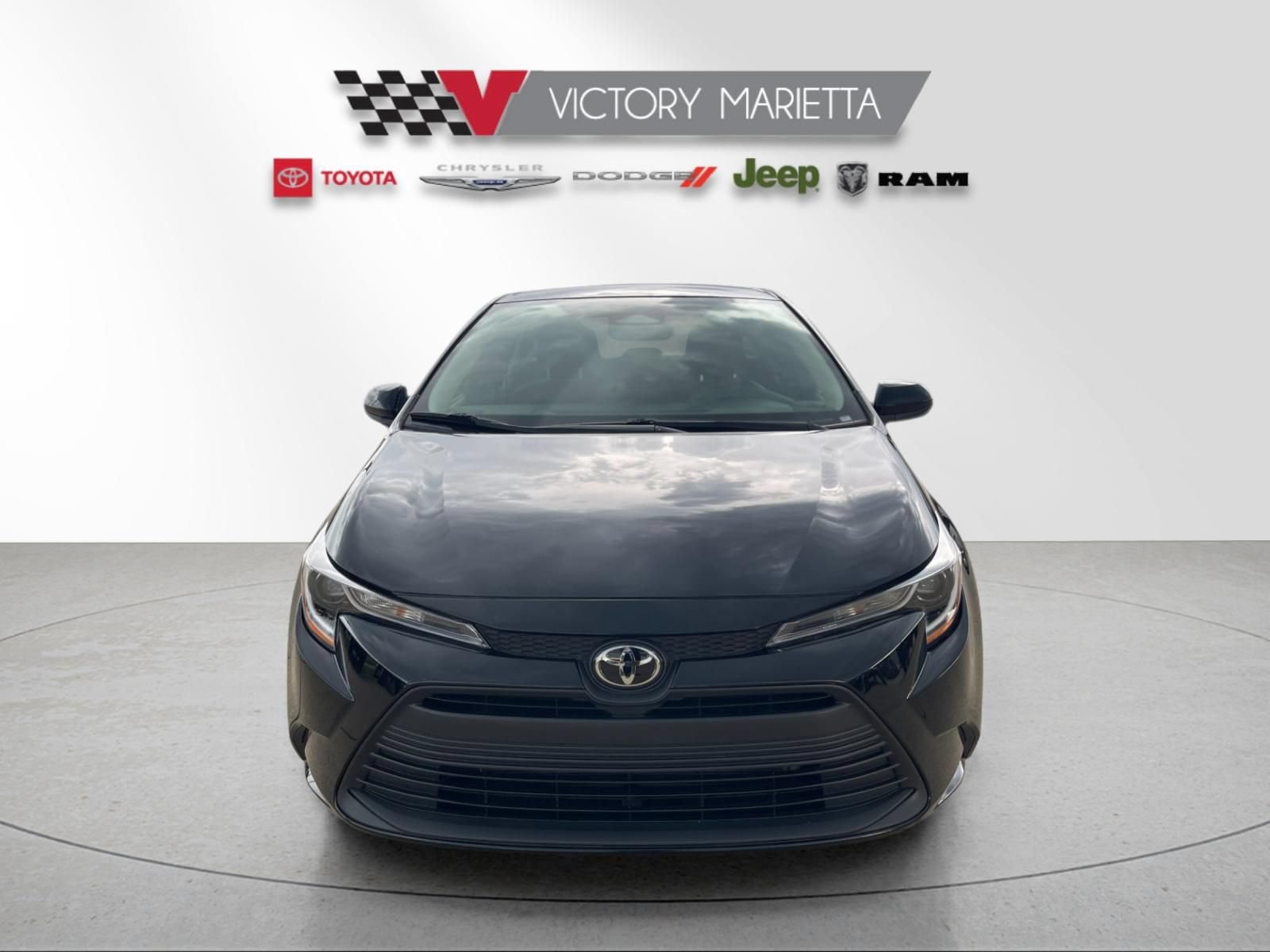 Used 2026 Toyota Corolla LE FWD image 8