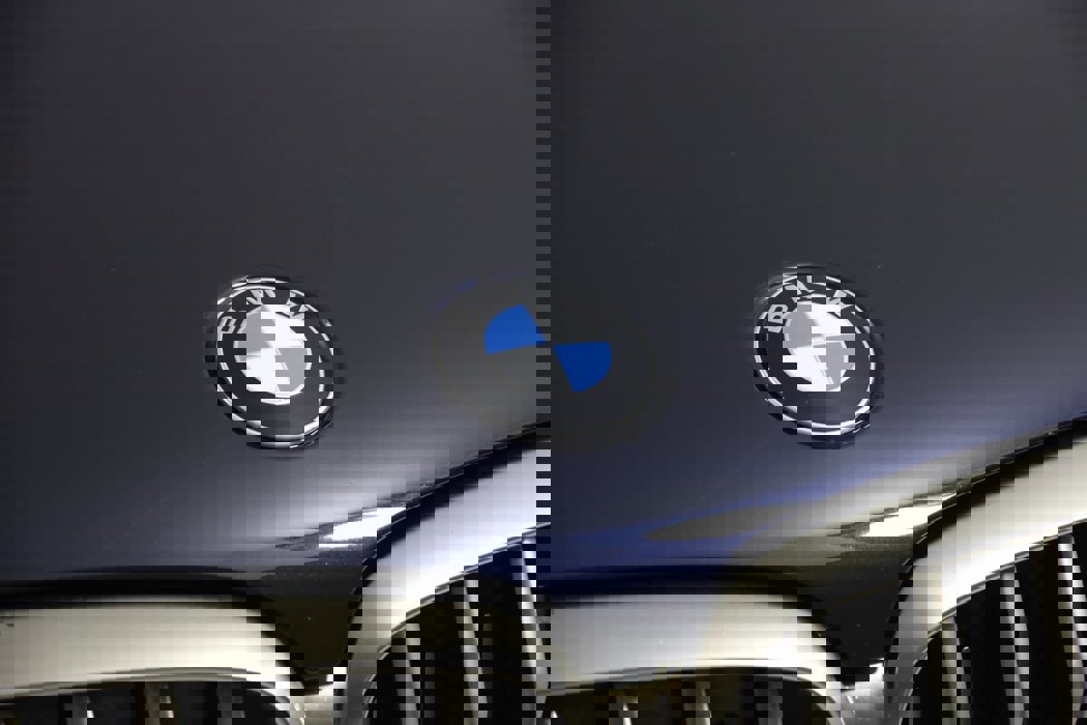 Used 2021 BMW X5 M50i image 18