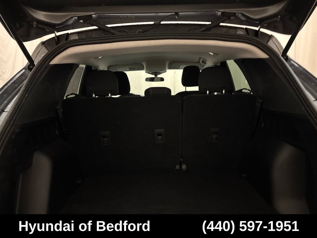 Used 2025 Ford Escape Active AWD/4WD image 10