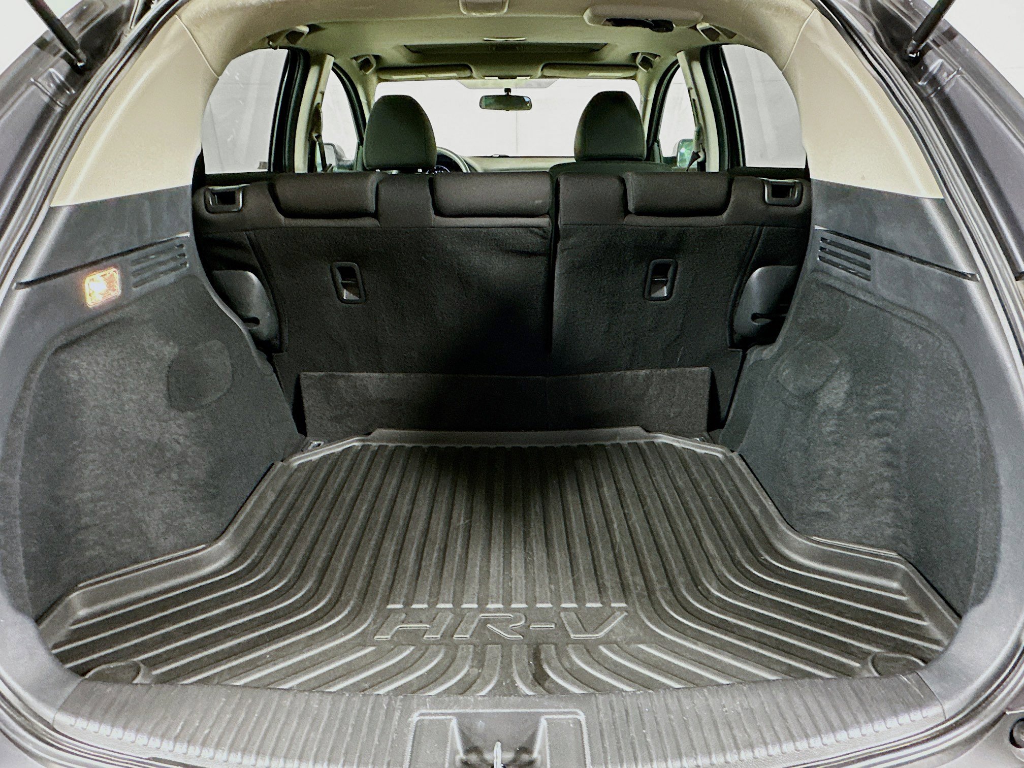 Used 2018 Honda HR-V EX image 27