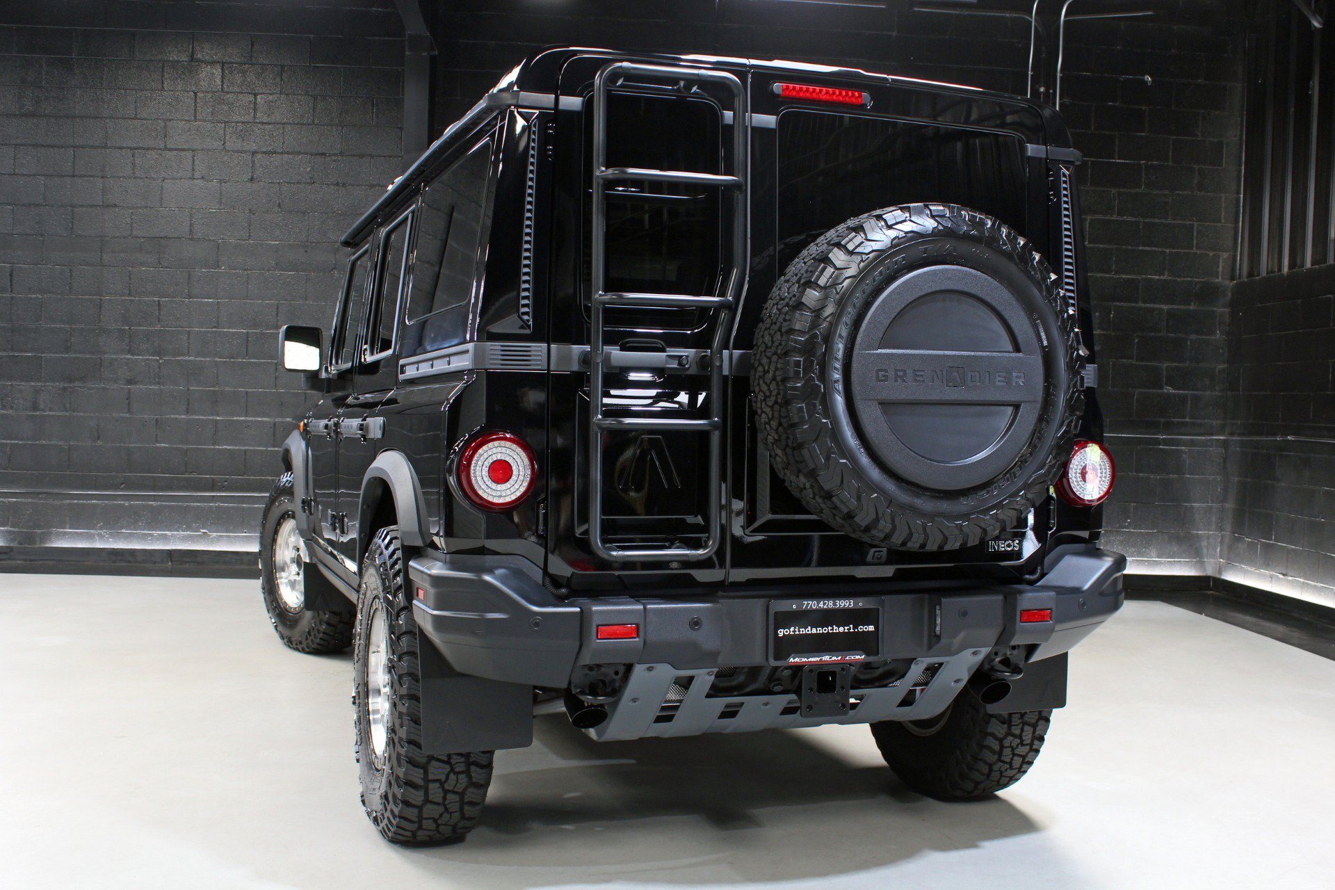 Used 2024 INEOS Grenadier Station Wagon AWD/4WD image 13