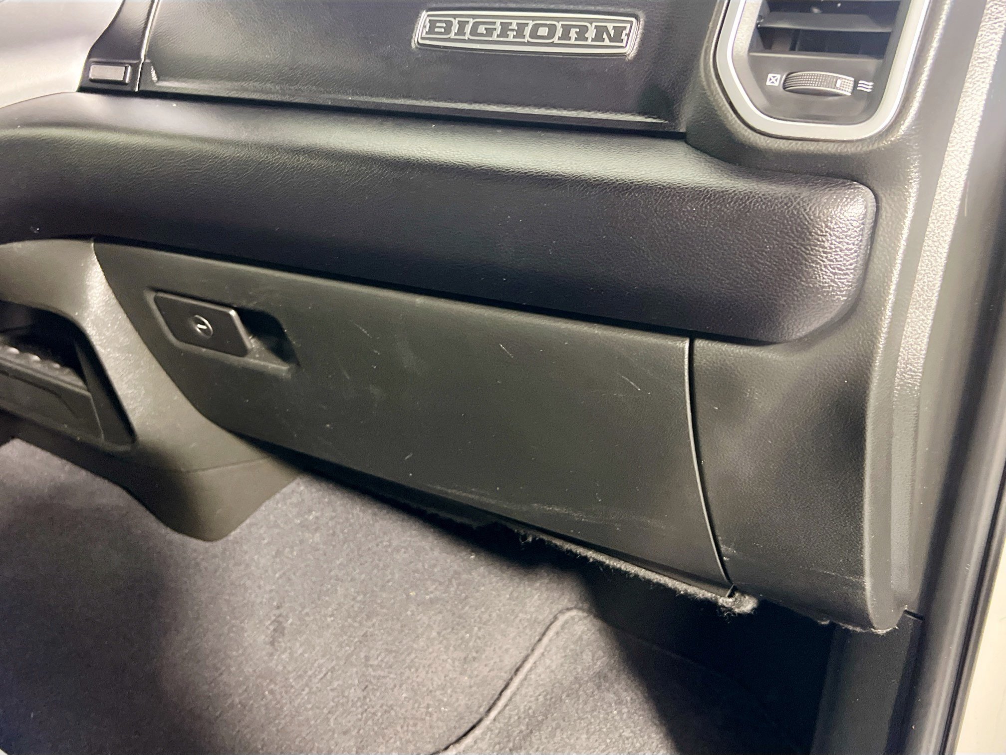 Used 2024 RAM 2500 Big Horn AWD/4WD image 35
