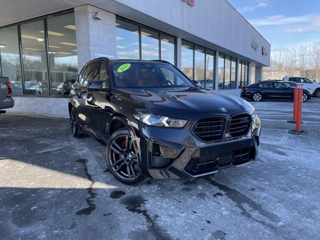 Used 2024 BMW X5 M Competition w/ Executive Package image 3