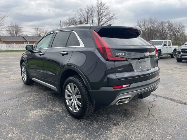 Used 2022 Cadillac XT4 Premium Luxury w/ Enhanced Visibility Package AWD/4WD image 2