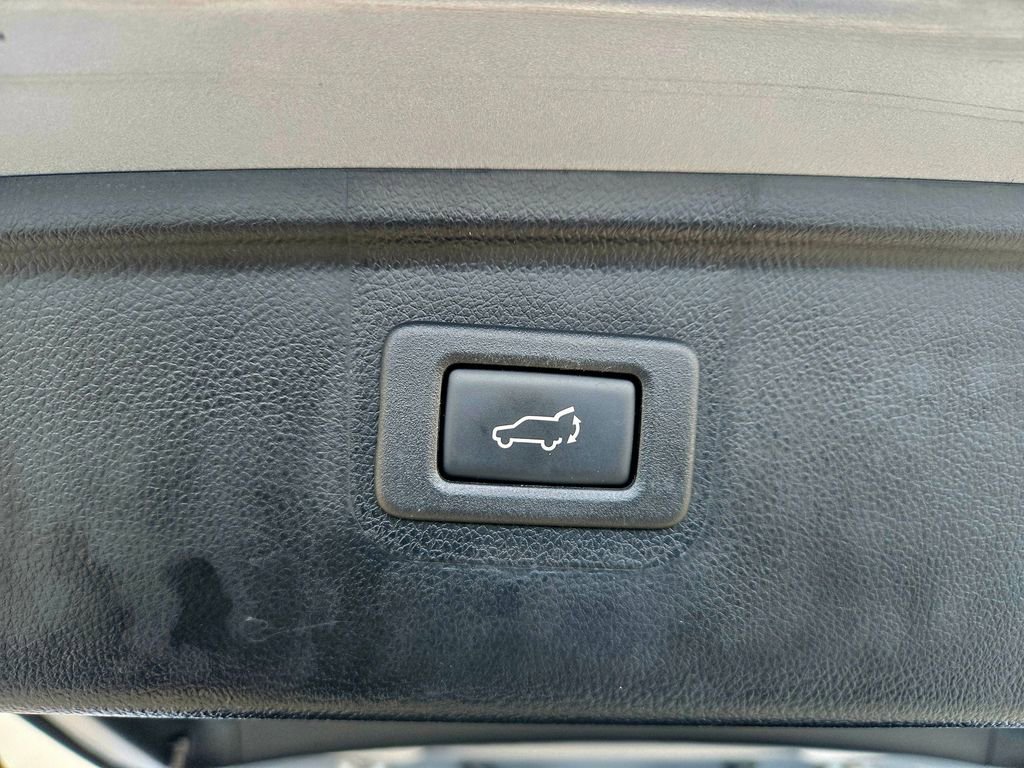 Used 2019 Subaru Outback 2.5i Limited image 31