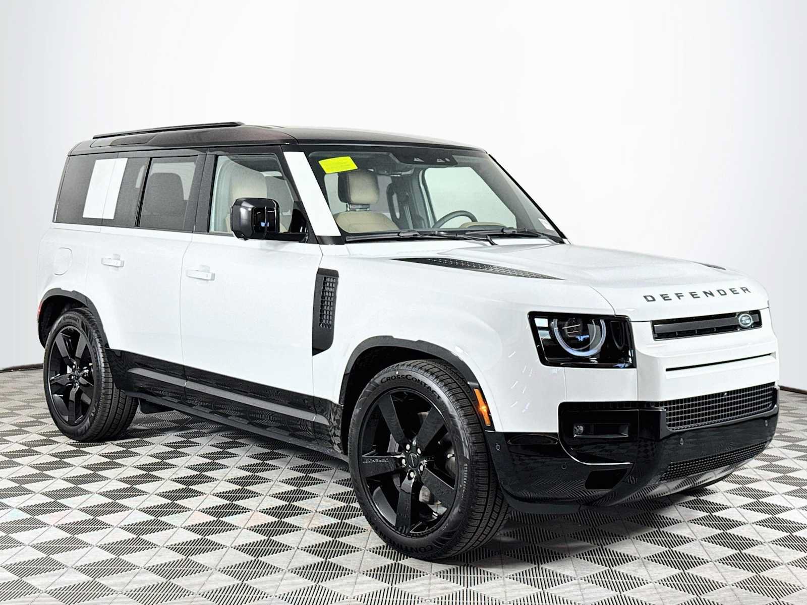 New 2026 Land Rover Defender 110 X-Dynamic SE AWD/4WD image 3