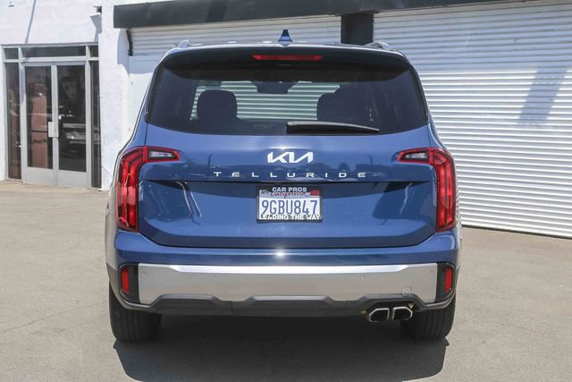 Used 2023 Kia Telluride S w/ S Sunroof Package FWD image 9