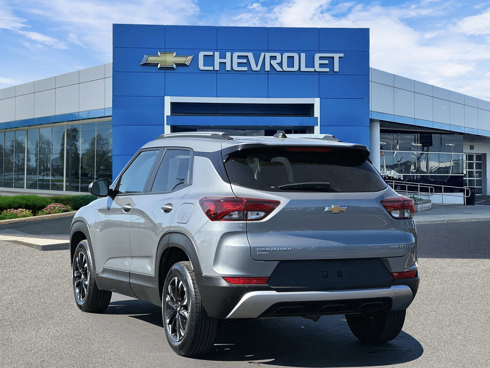 Certified 2023 Chevrolet TrailBlazer LT w/ Convenience Package AWD/4WD image 3