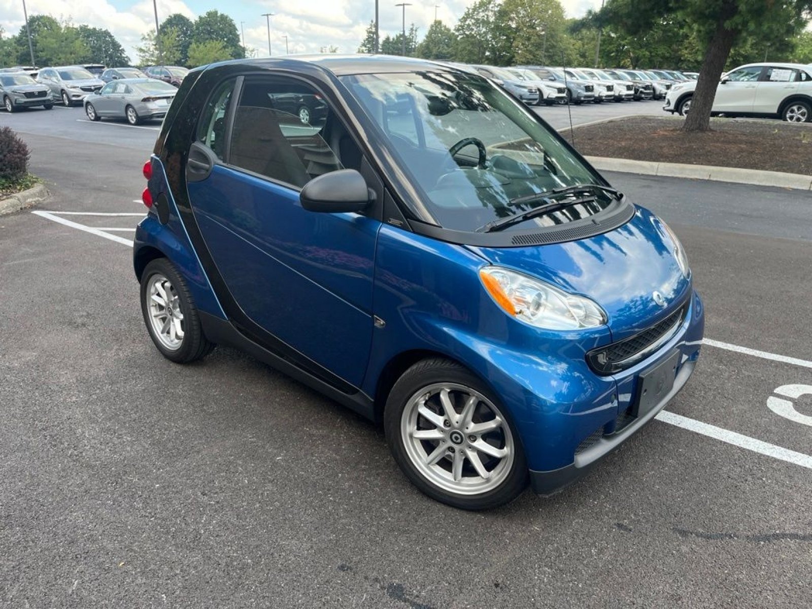Used 2009 smart fortwo pure RWD image 21