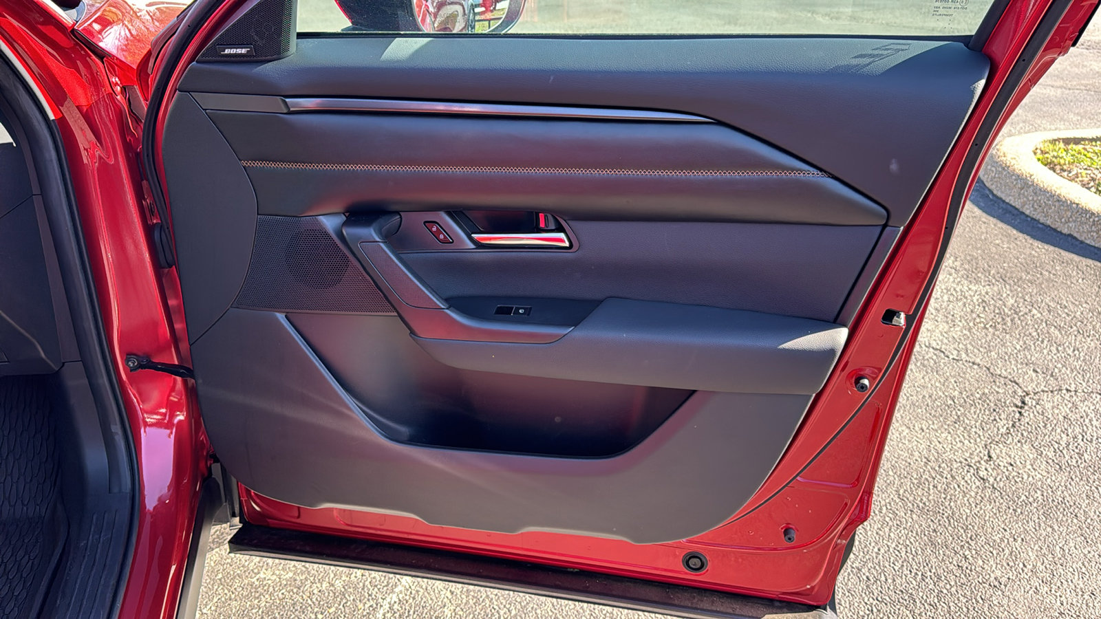 Certified 2025 MAZDA CX-50 2.5 Hybrid w/ Weather Package image 25