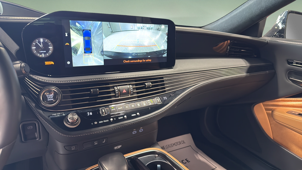 Used 2023 Lexus LS 500 AWD w/ Luxury Package image 35