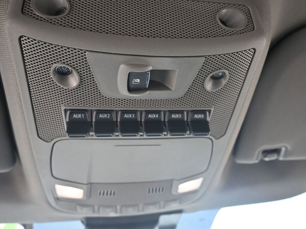 Used 2022 Ford F350 XLT w/ XLT Premium Package image 24