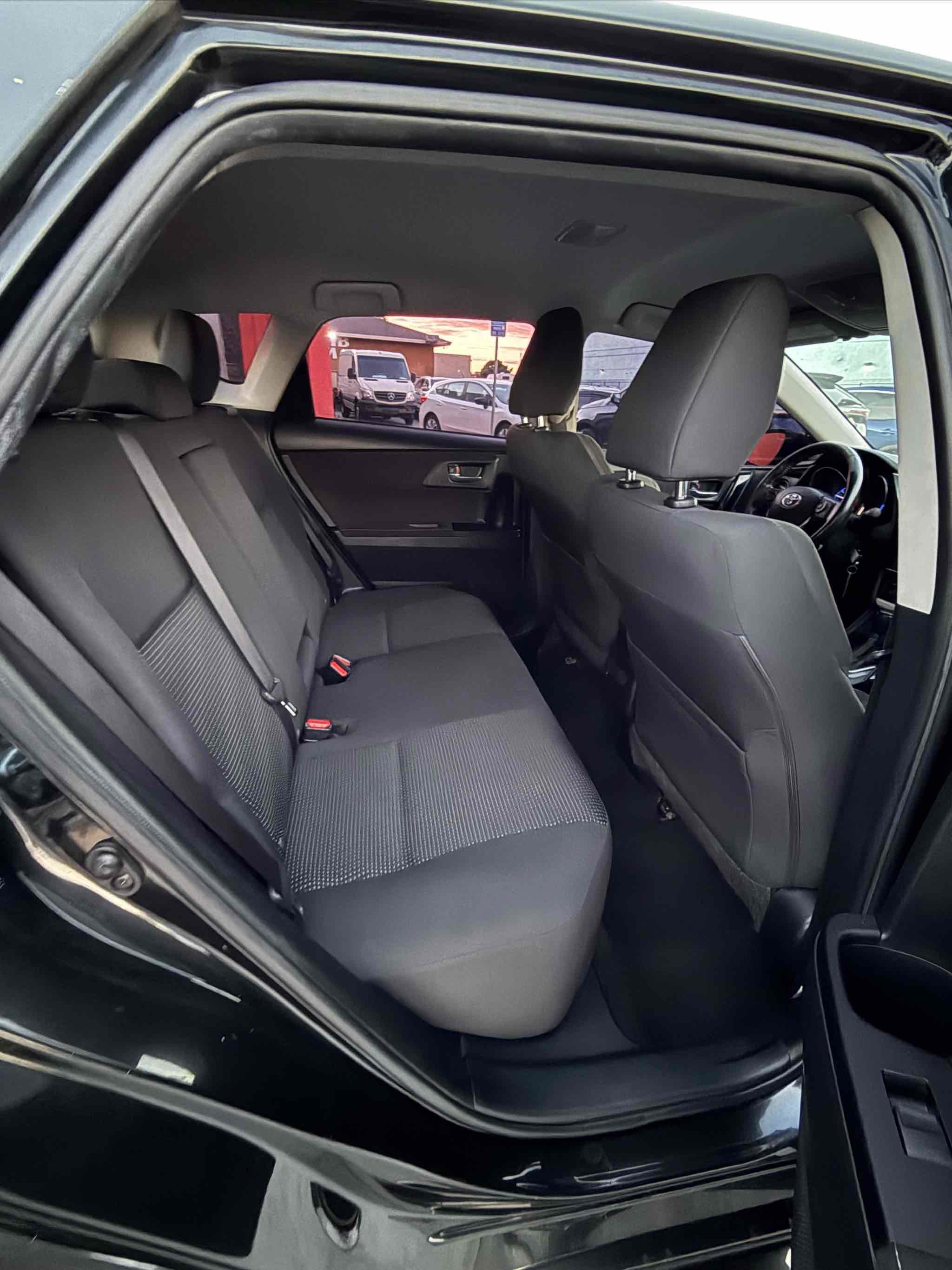 Used 2017 Toyota Corolla iM image 45