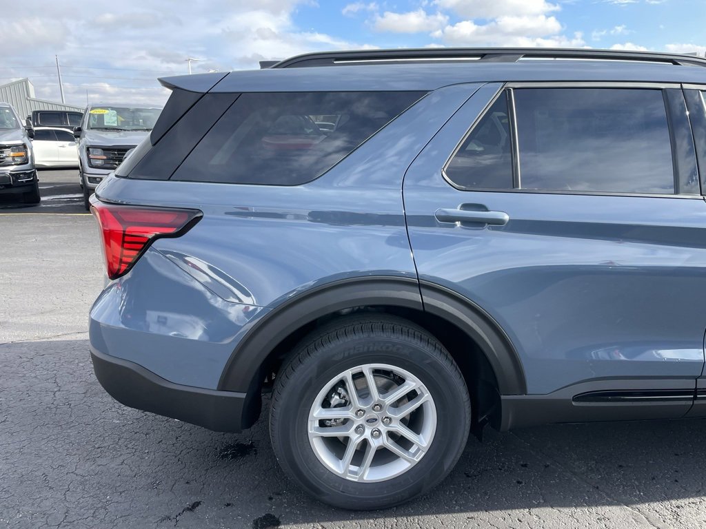 New 2026 Ford Explorer Active image 31