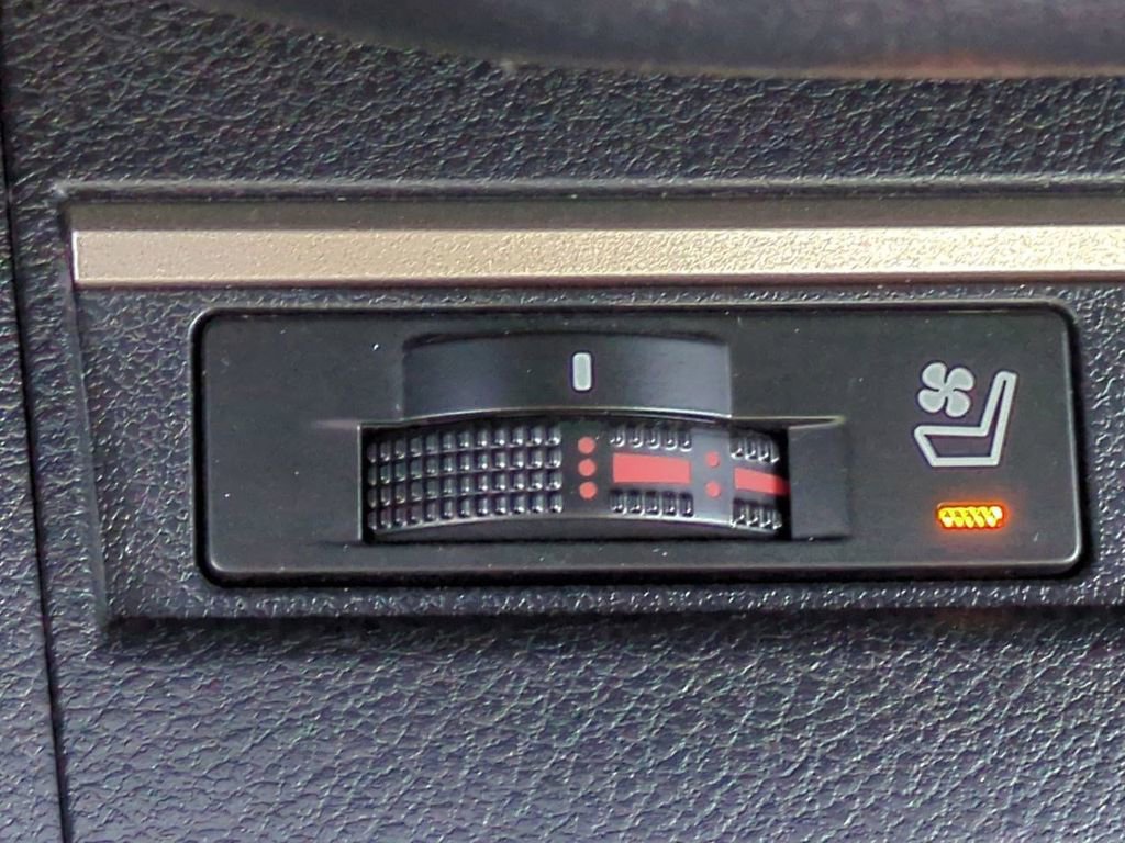 Used 2014 Lexus ES 350 image 24