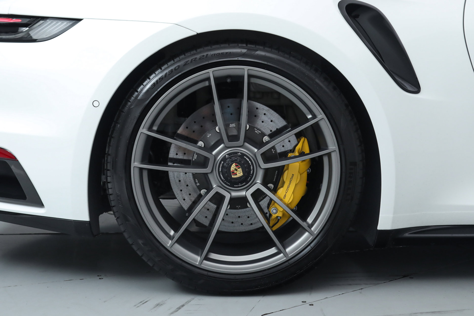 Used 2025 Porsche 911 Turbo S image 37