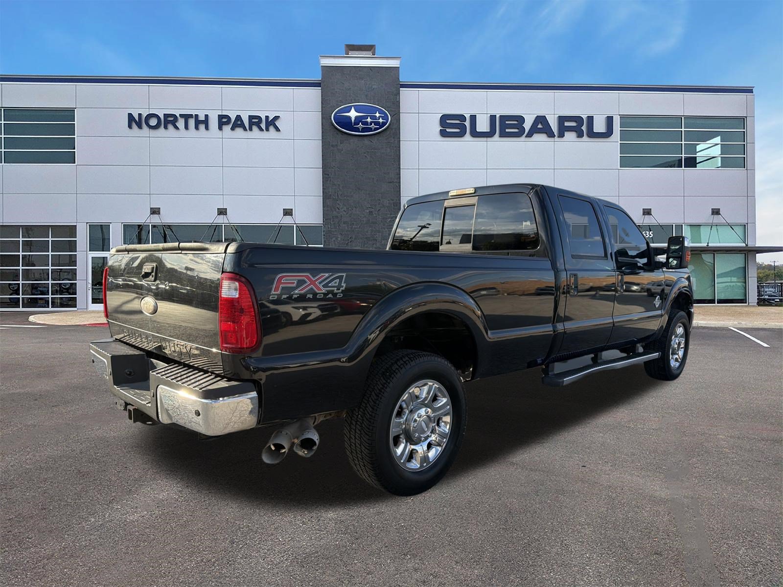 Used 2012 Ford F350 Lariat w/ Lariat Ultimate Pkg AWD/4WD image 3