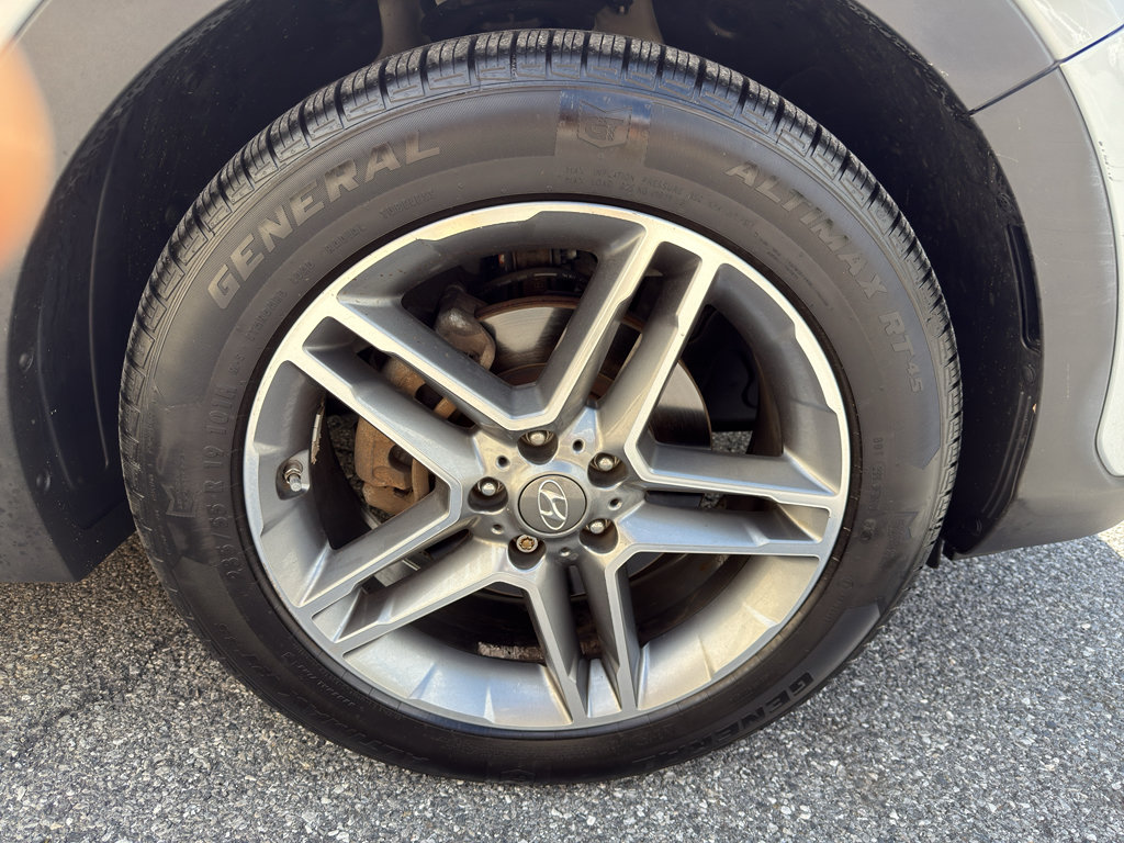 Used 2019 Hyundai Santa Fe XL AWD/4WD image 35