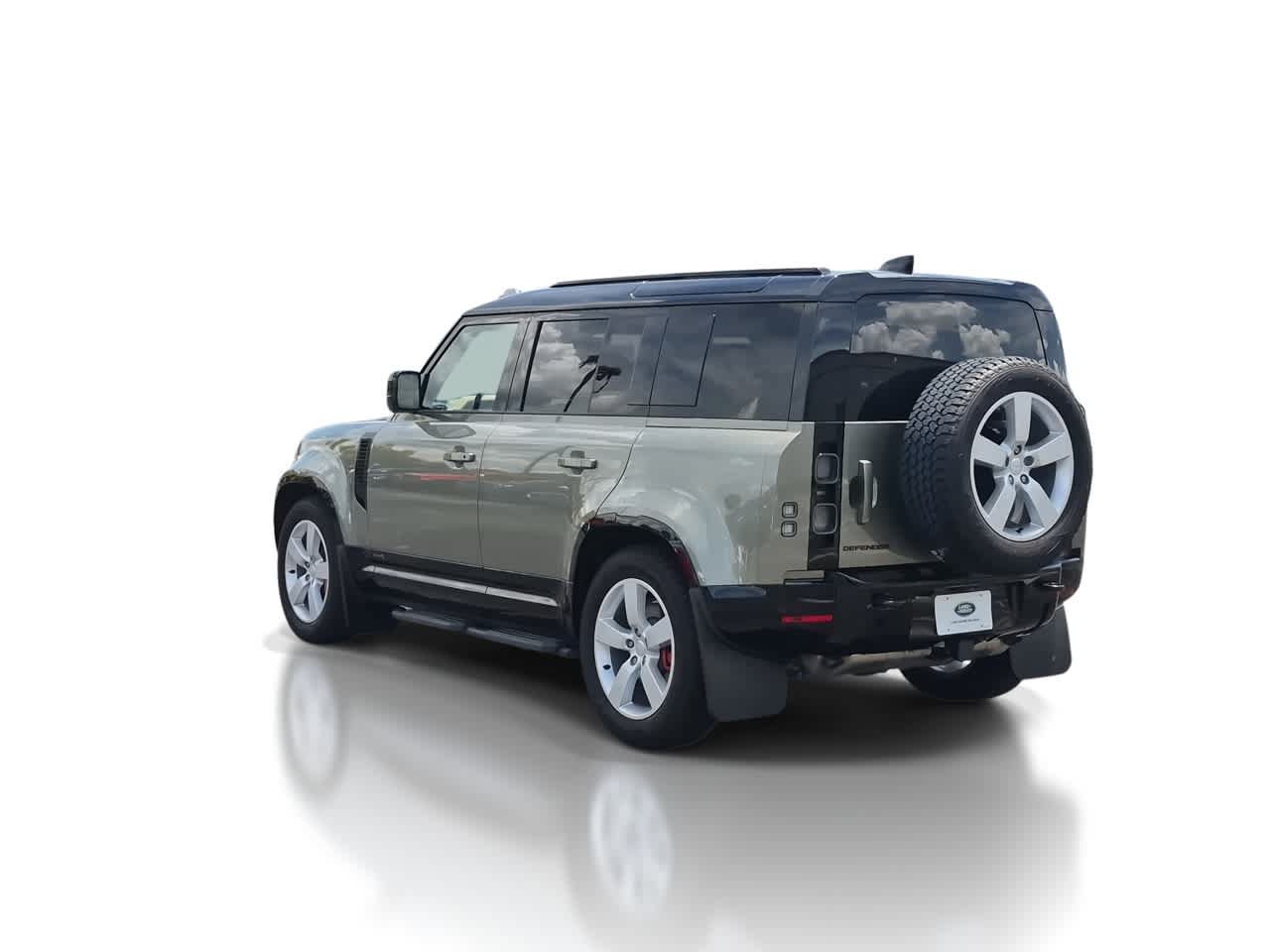 Certified 2025 Land Rover Defender 110 X AWD/4WD image 6