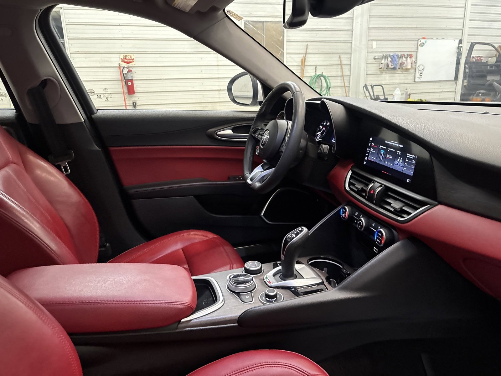 Used 2020 Alfa Romeo Giulia Ti image 27