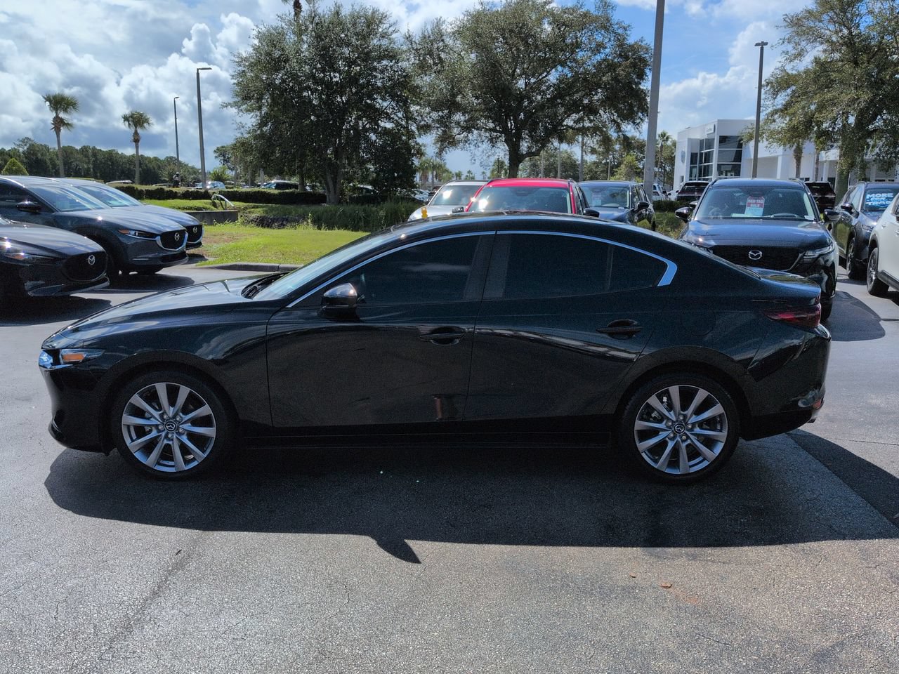 Used 2023 MAZDA MAZDA3 s FWD image 7