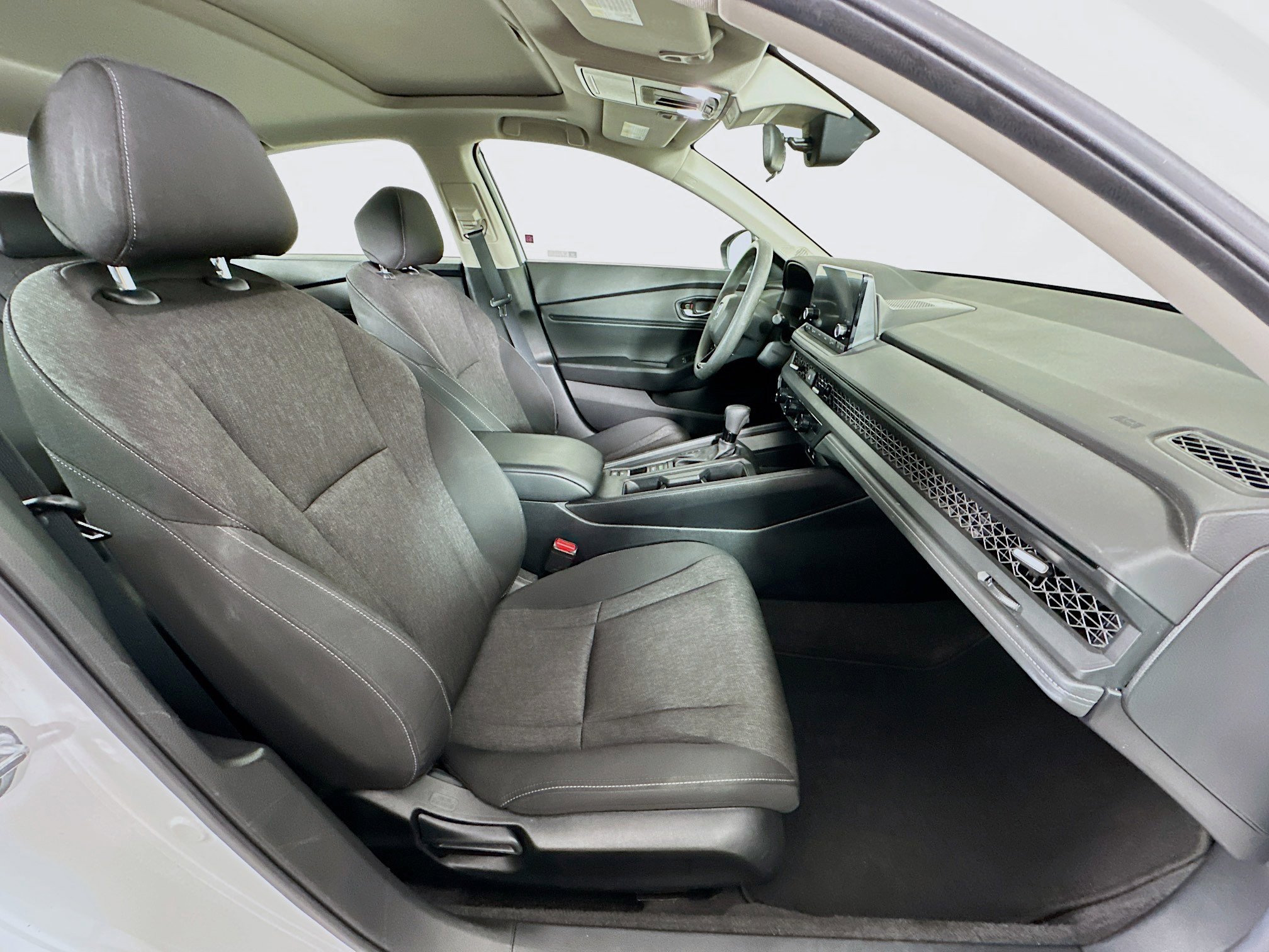 Used 2024 Honda Accord EX image 29