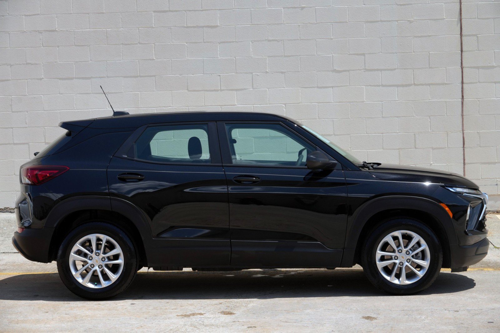 Used 2026 Chevrolet TrailBlazer LS FWD image 48