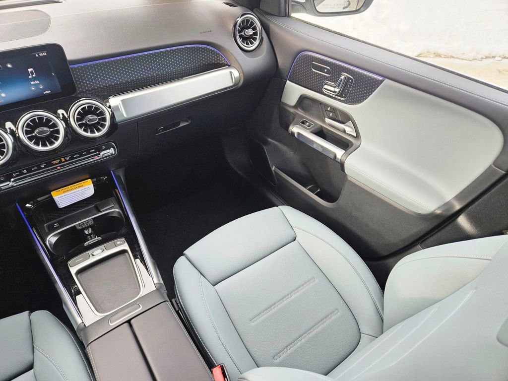 New 2026 Mercedes-Benz GLB 250 4MATIC image 15
