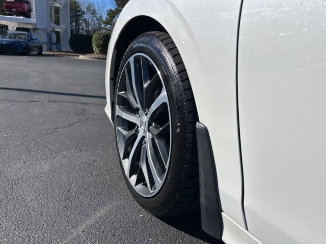 Used 2023 Honda Civic Touring image 9