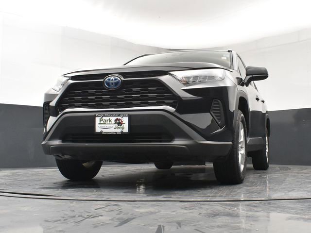 Used 2021 Toyota RAV4 LE AWD/4WD image 20
