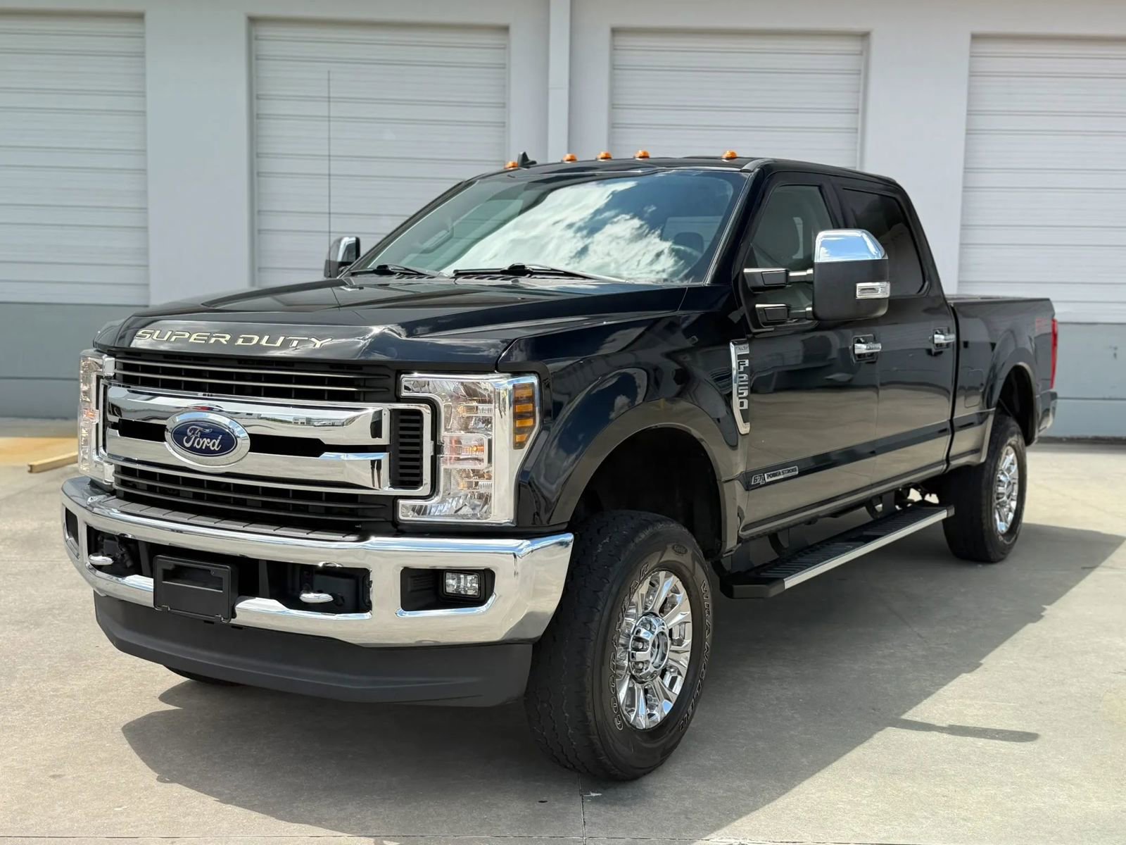 Used 2019 Ford F250 XLT w/ XLT Premium Package AWD/4WD image 1