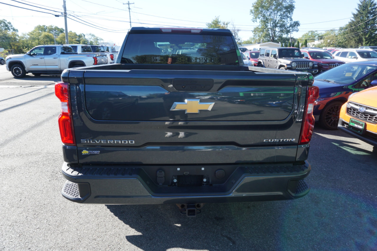 Used 2021 Chevrolet Silverado 1500 Custom image 6