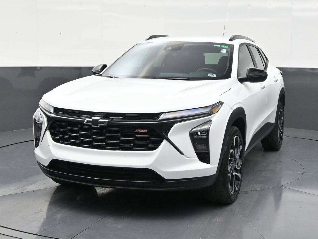 Used 2024 Chevrolet Trax RS image 8