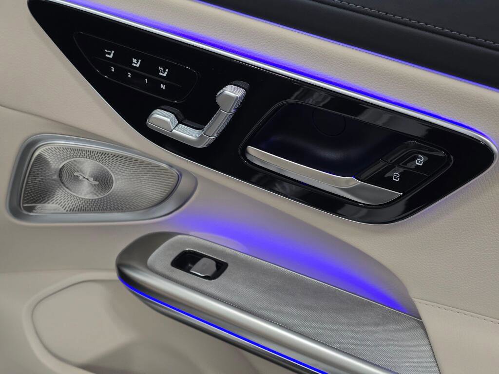 New 2026 Mercedes-Benz CLE 300 4MATIC Cabriolet image 26