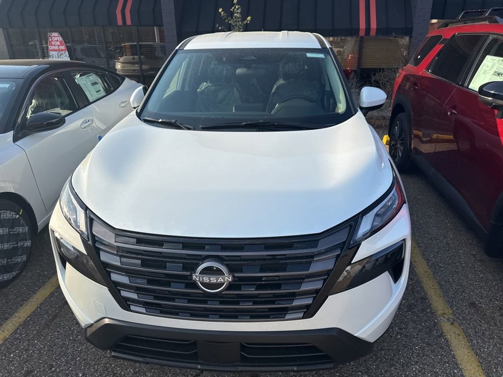 New 2026 Nissan Rogue SV image 10