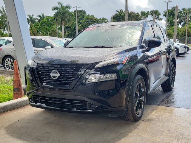 Used 2023 Nissan Rogue SV w/ SV Premium B Package FWD image 28