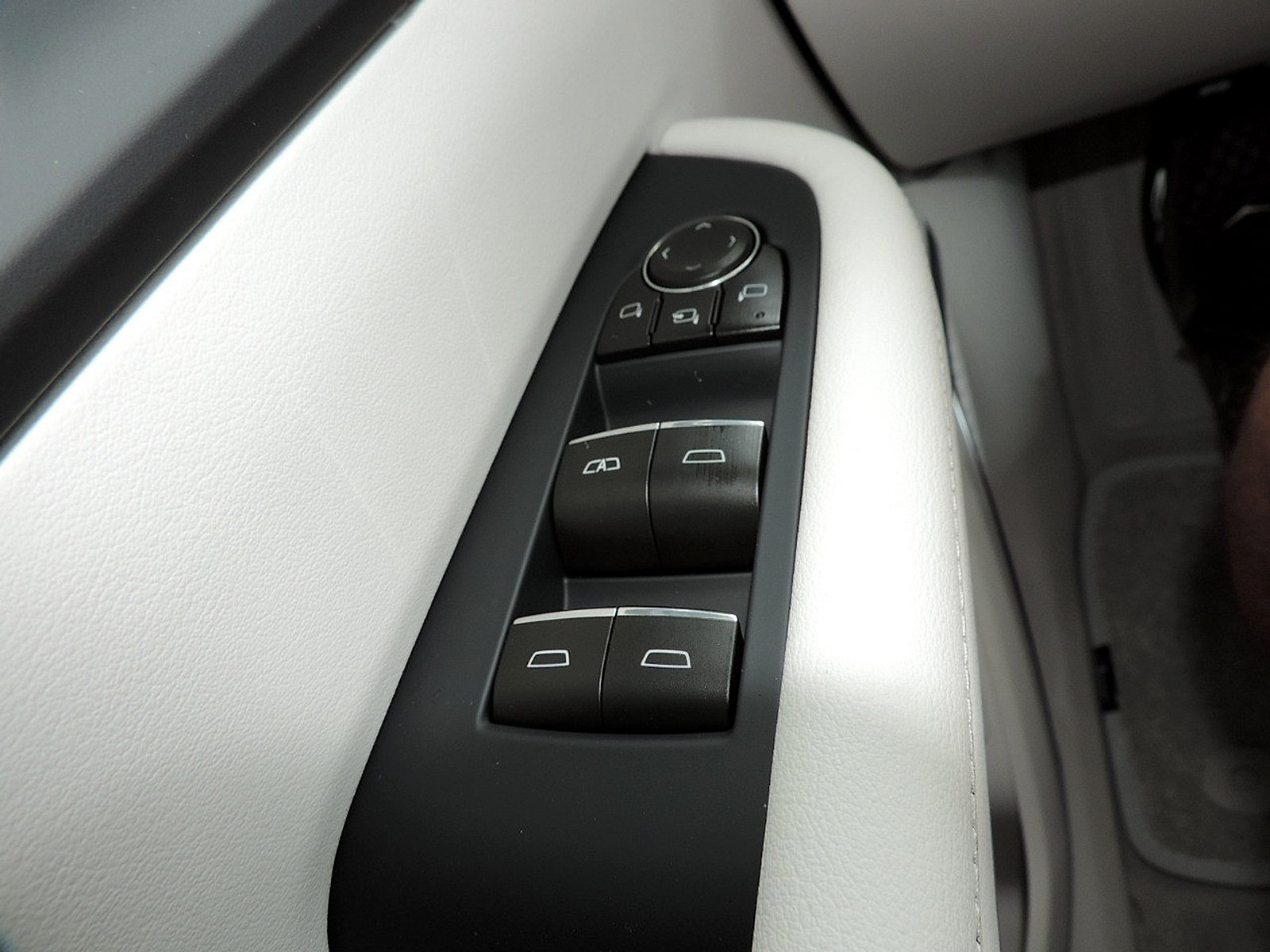 New 2026 Buick Enclave Avenir w/ Super Cruise Package FWD image 24
