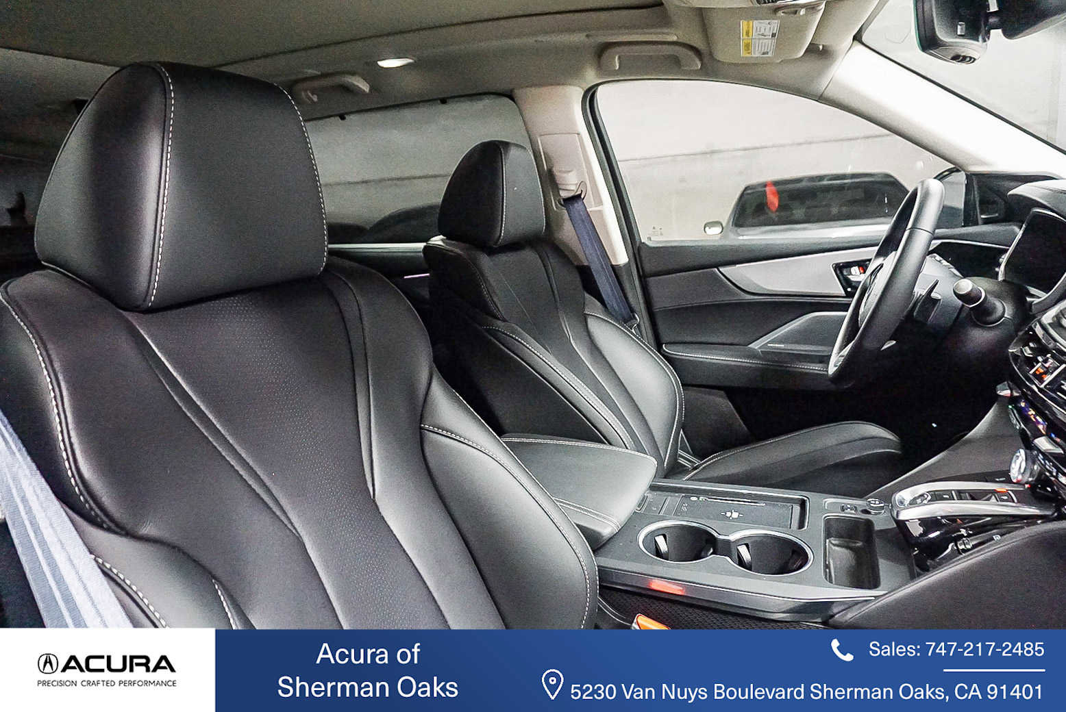 Used 2025 Acura MDX SH-AWD w/ Technology Package image 25