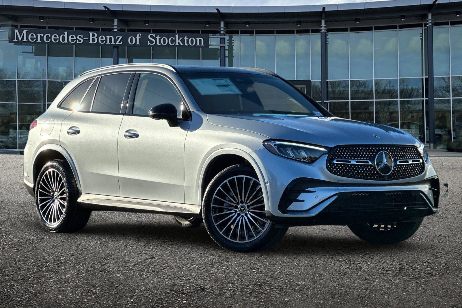 New 2026 Mercedes-Benz GLC 300 4MATIC