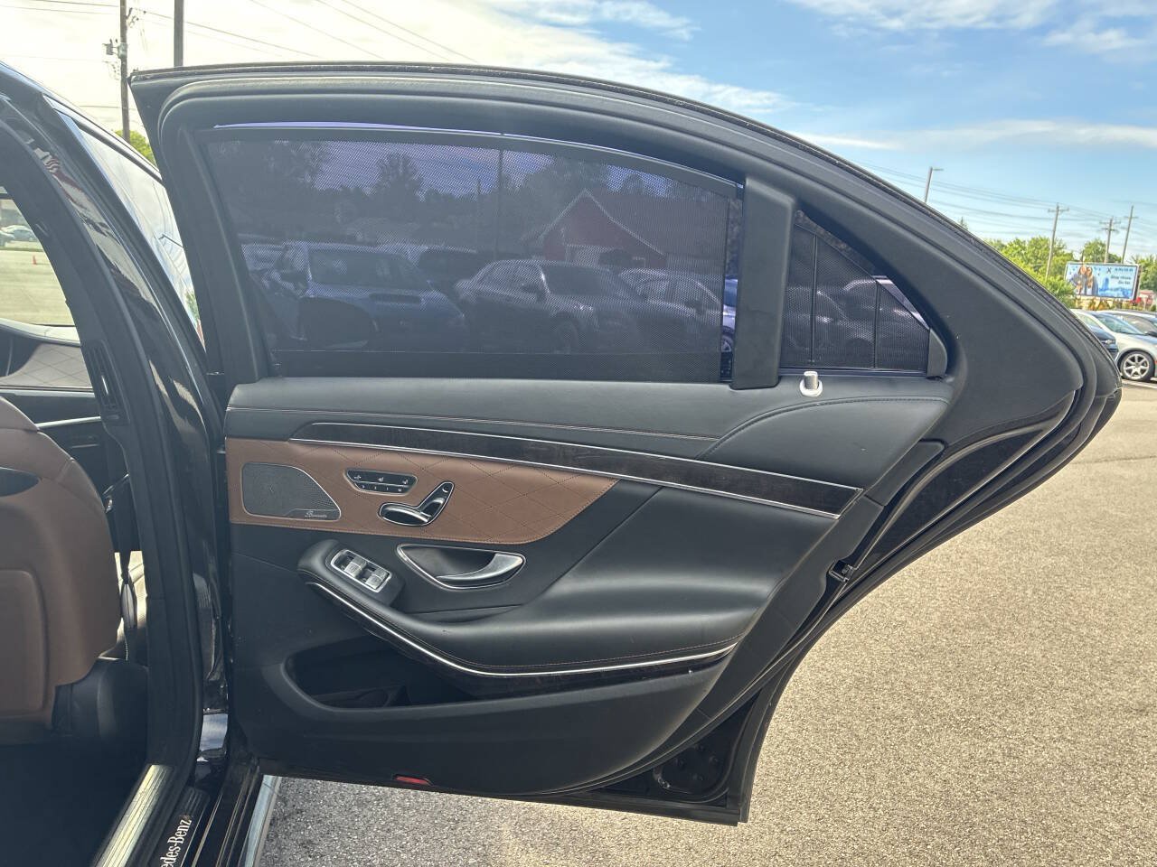 Used 2016 Mercedes-Benz S 550 4MATIC Sedan image 18