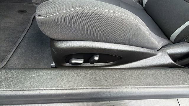 Used 2024 Chevrolet Camaro LT w/ Technology Package image 18