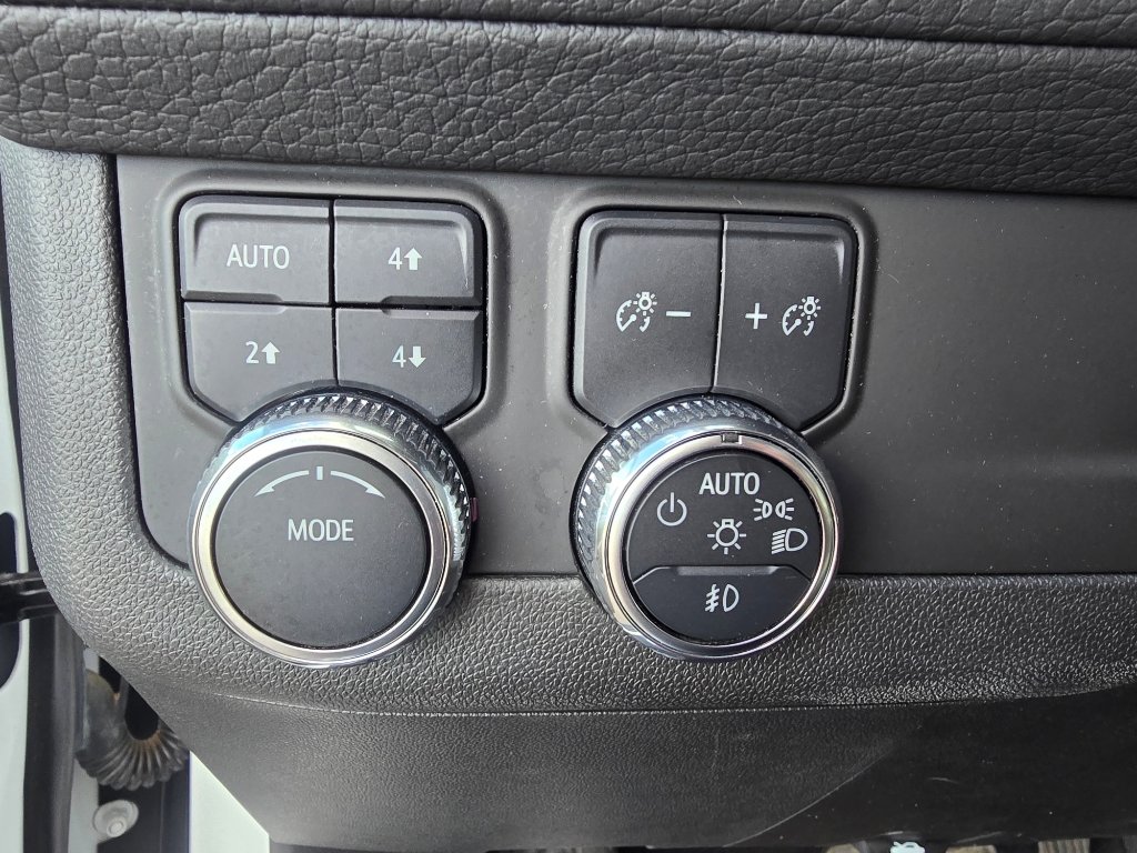 Used 2023 GMC Yukon Denali image 21