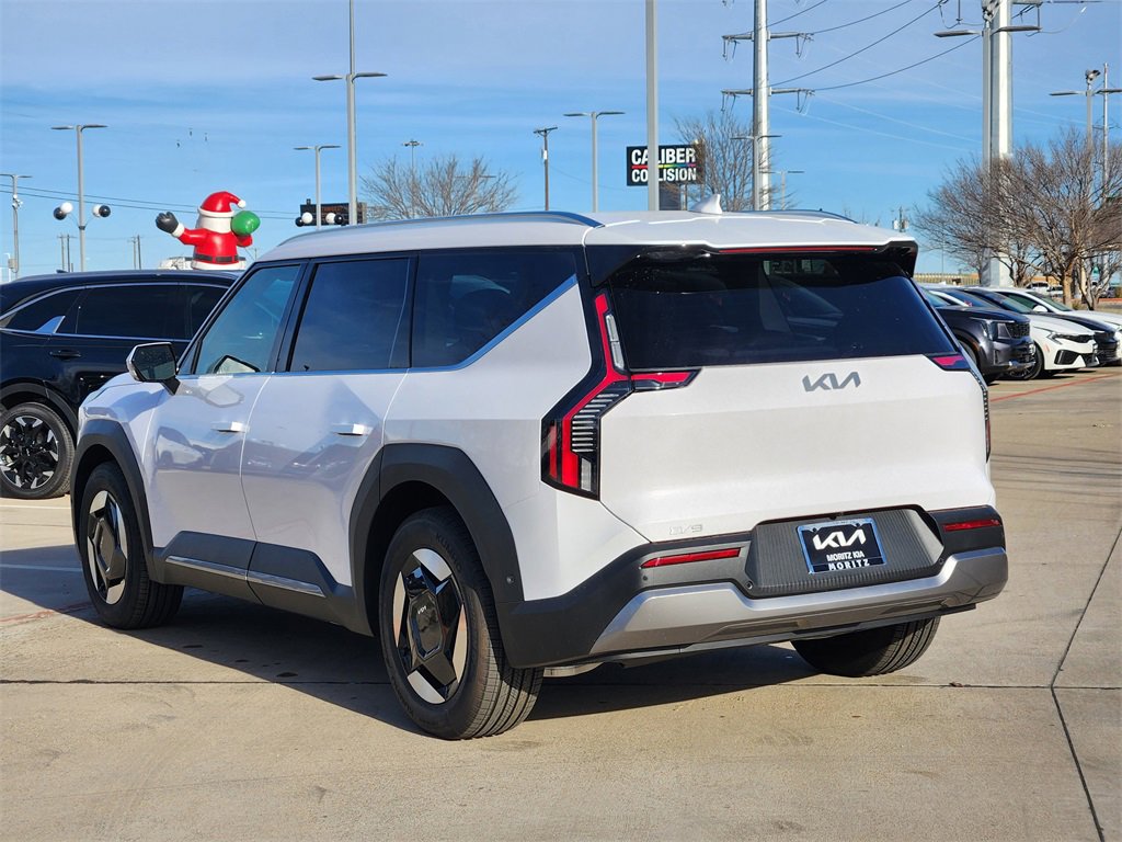 New 2026 Kia EV9 Wind image 3