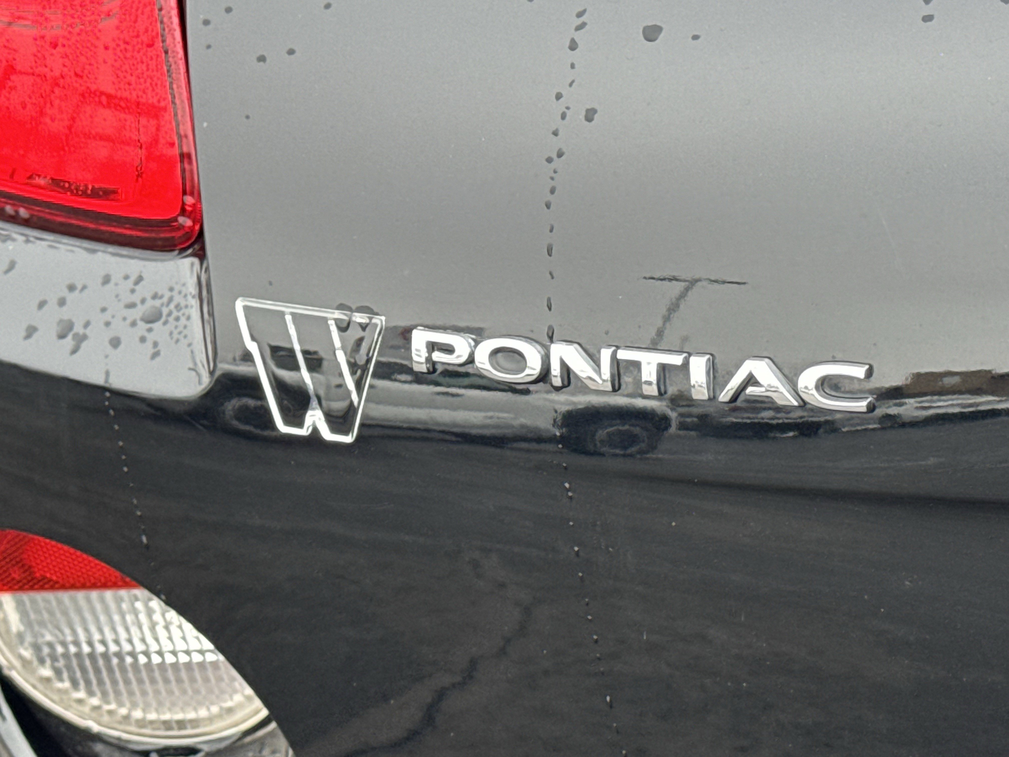 Used 2007 Pontiac Solstice Convertible w/ Premium Package image 35