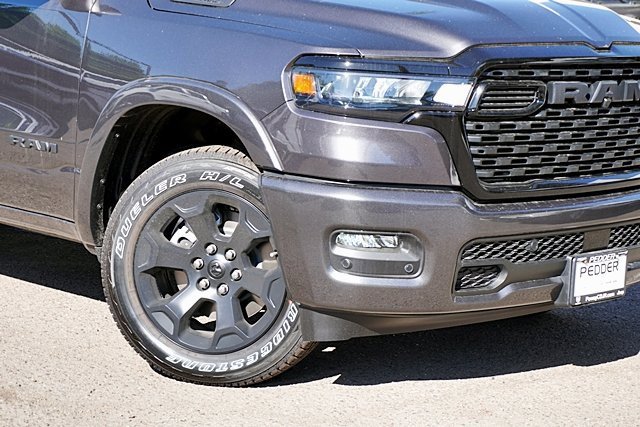 New 2026 RAM 1500 4x4 Crew Cab image 4