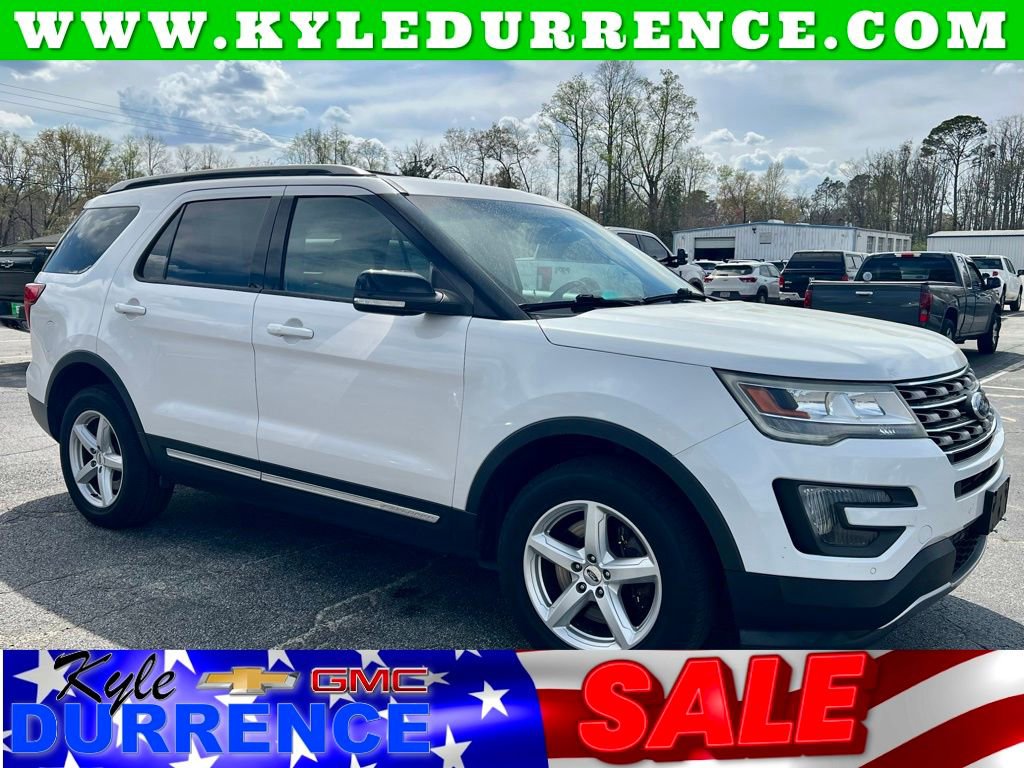 Used 2016 Ford Explorer XLT w/ Equipment Group 202A image 1