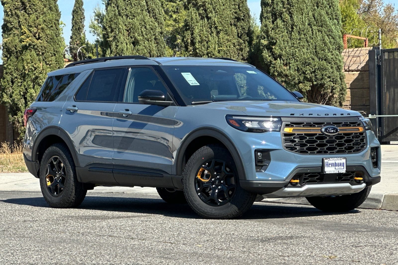 New 2026 Ford Explorer Tremor w/ Tremor Convenience Package AWD/4WD video 2