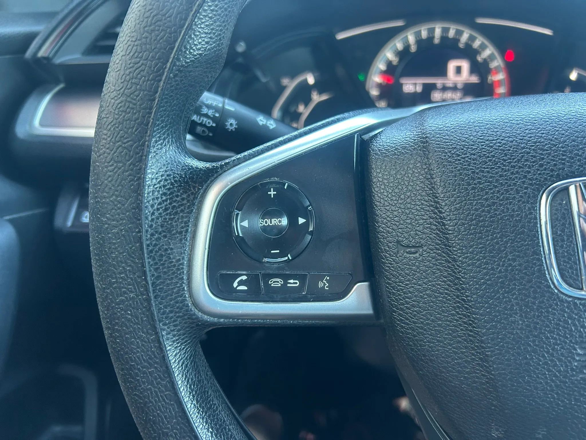 Used 2018 Honda Civic LX image 6